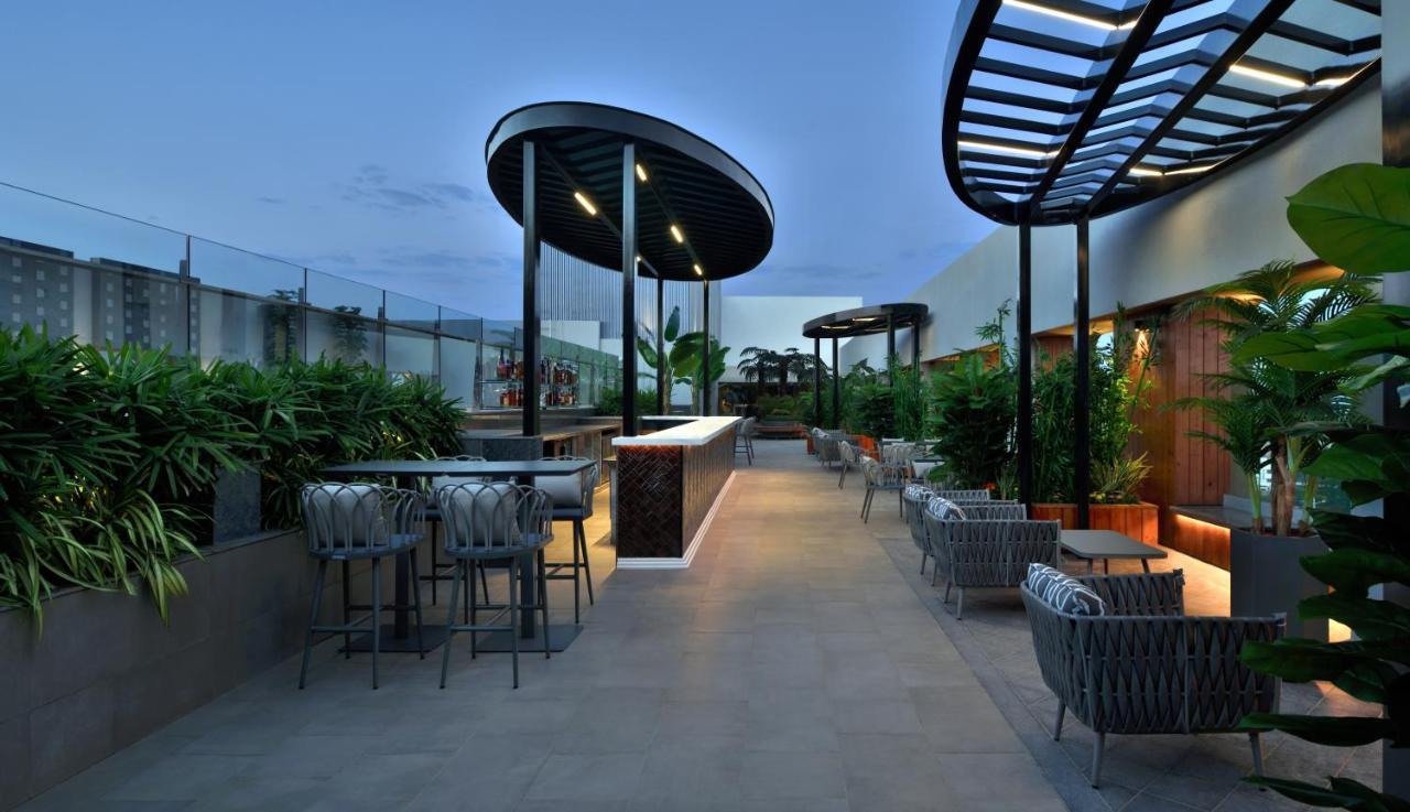 Hotel Courtyard By Marriott Nashik Zewnętrze zdjęcie