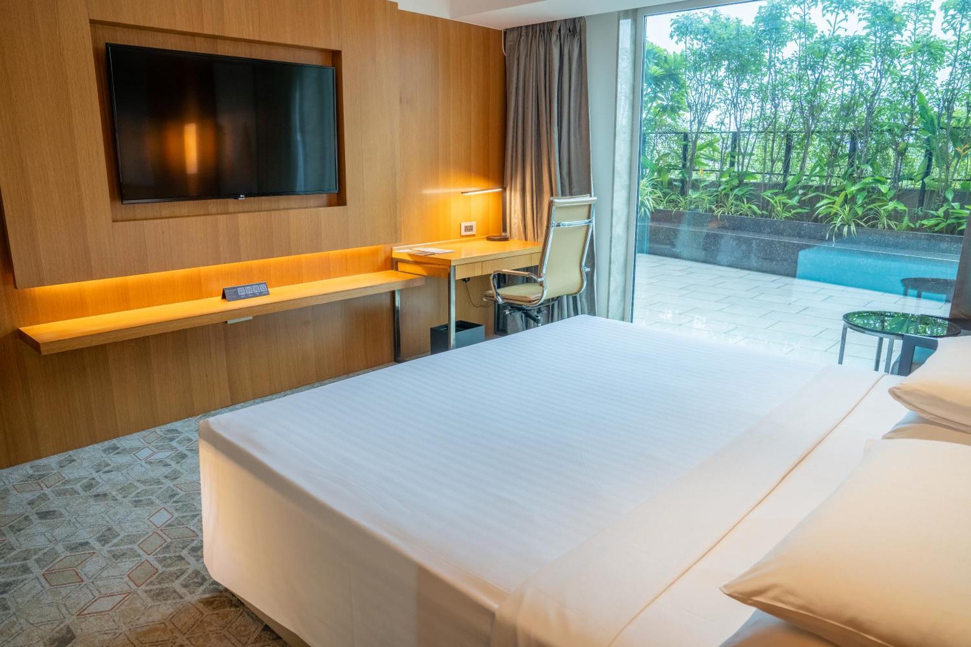 Hotel Courtyard By Marriott Nashik Zewnętrze zdjęcie