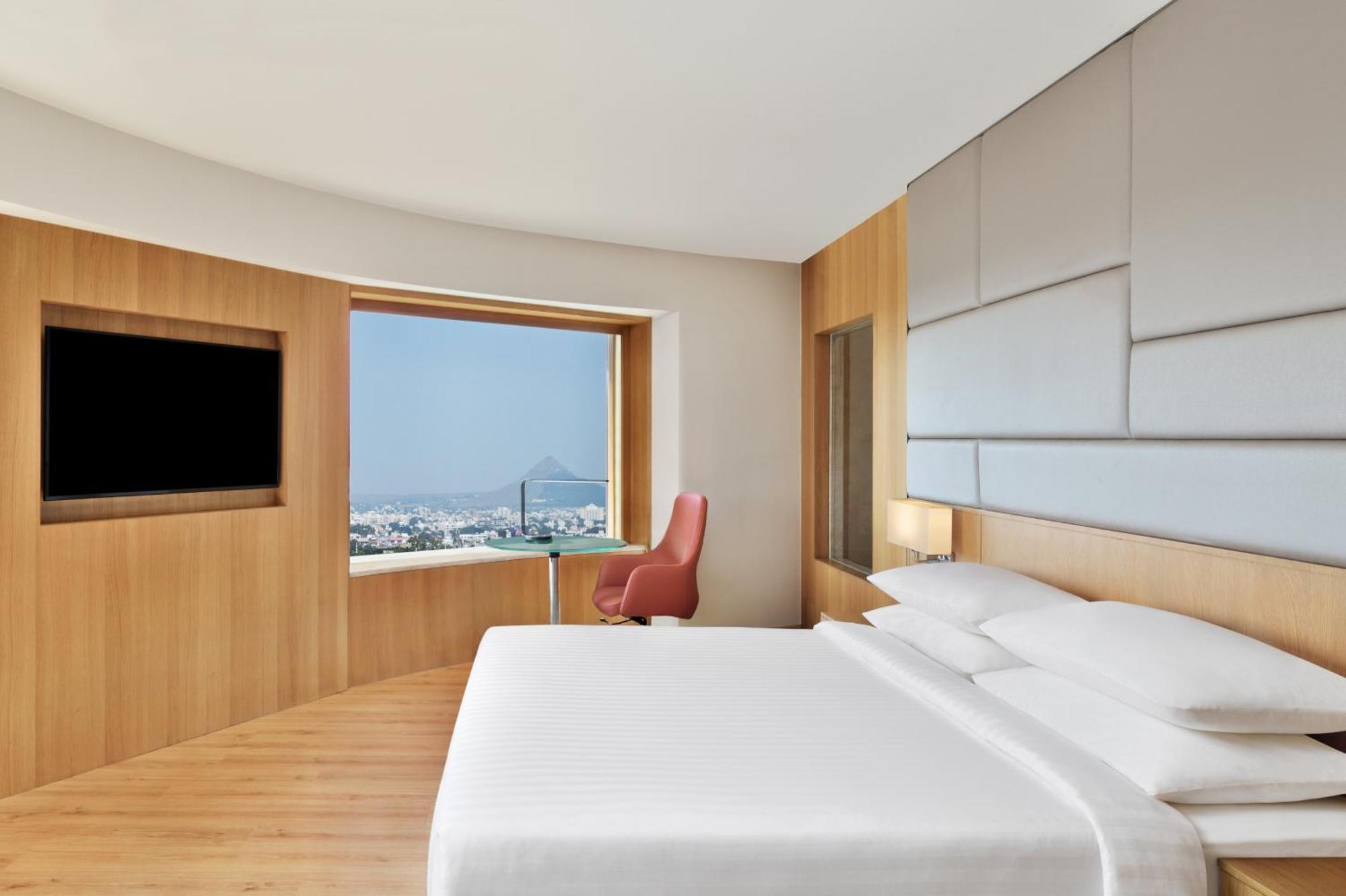 Hotel Courtyard By Marriott Nashik Zewnętrze zdjęcie