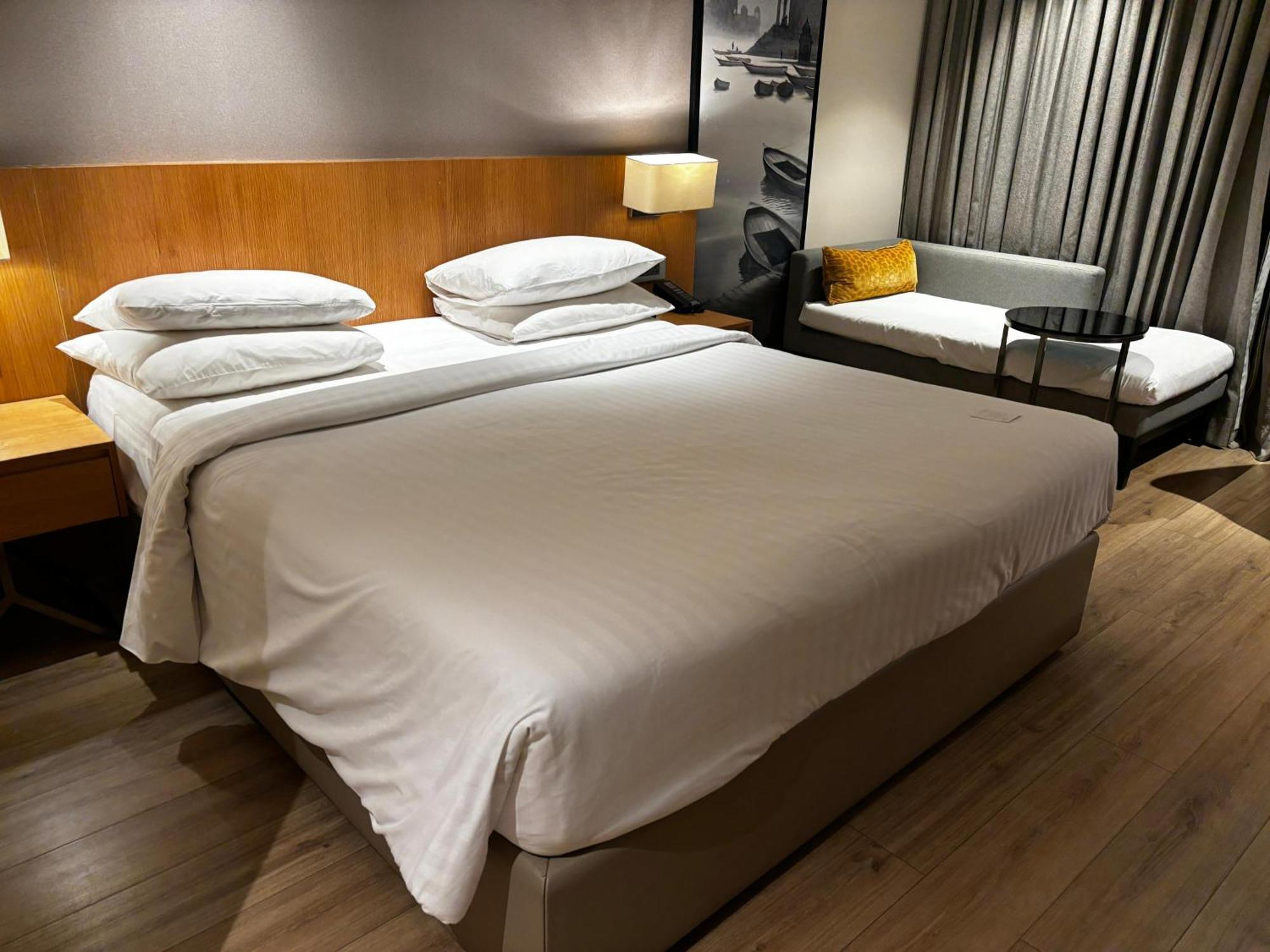 Hotel Courtyard By Marriott Nashik Zewnętrze zdjęcie