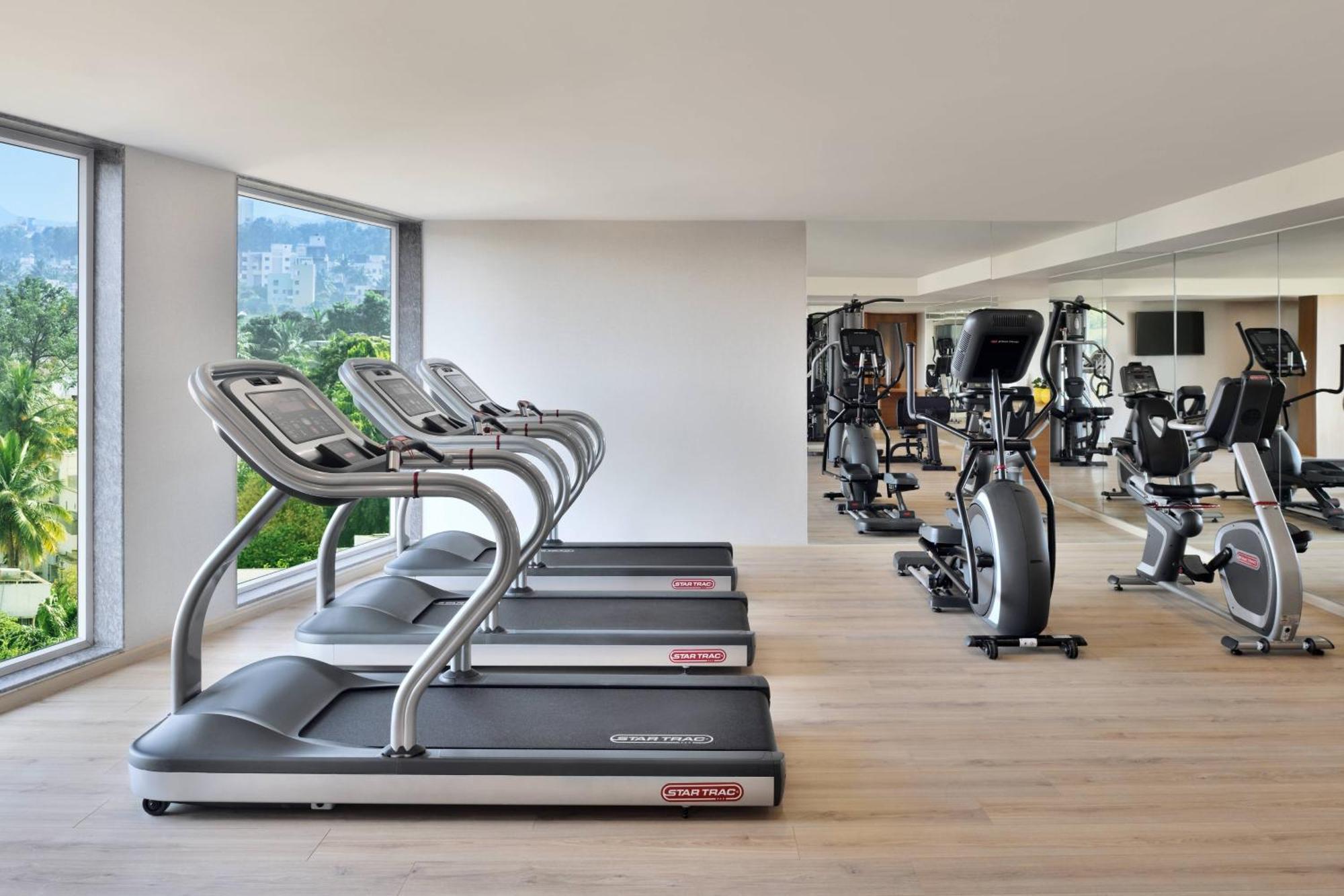 Hotel Courtyard By Marriott Nashik Zewnętrze zdjęcie