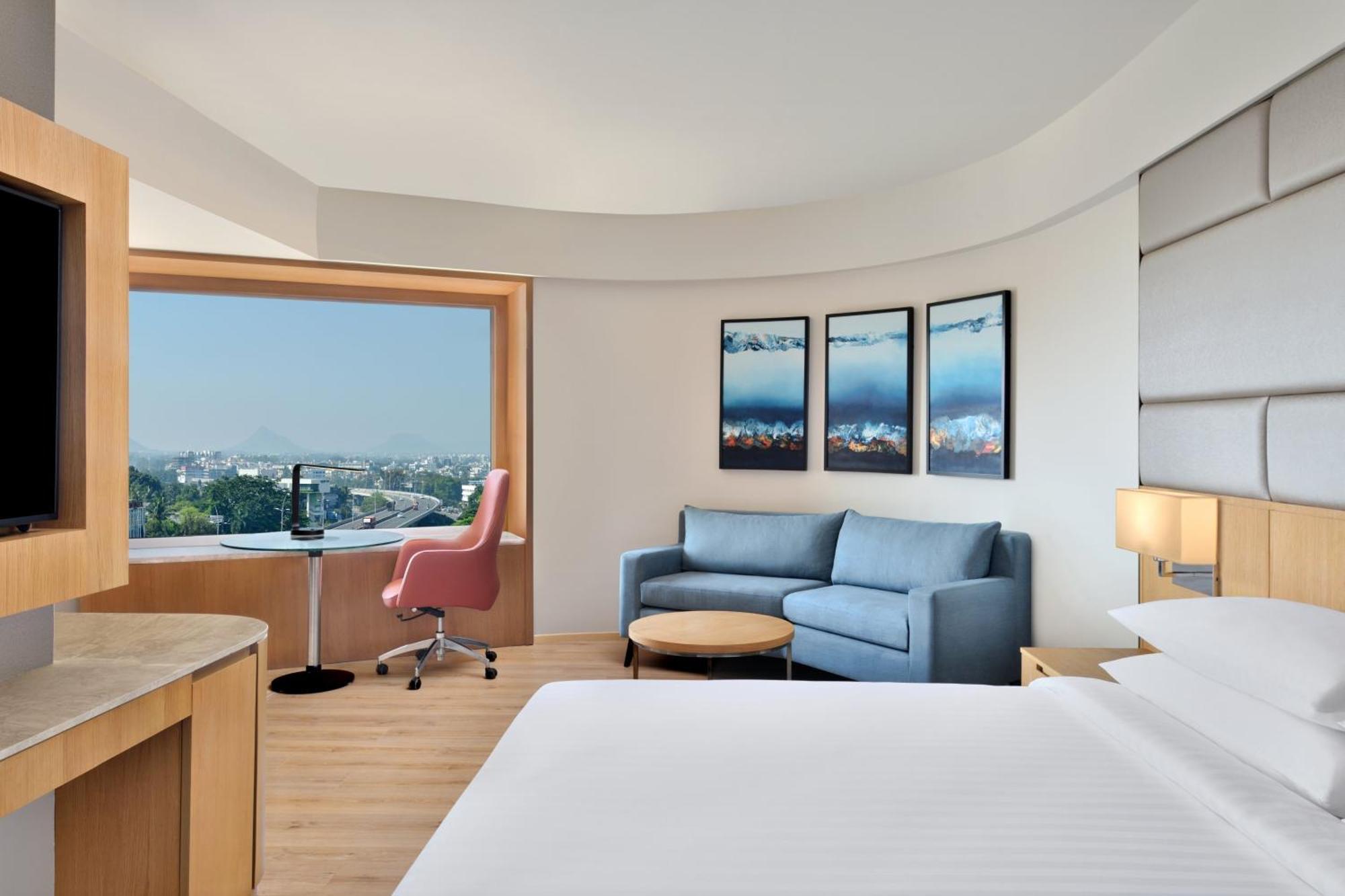 Hotel Courtyard By Marriott Nashik Zewnętrze zdjęcie